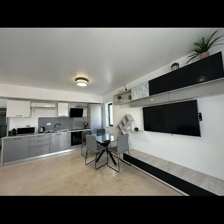 Seafront Papaya Apartment Năvodari Extérieur photo